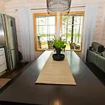 Louhi By Interhome 펜션